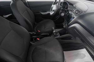 Хетчбэк Kia Rio 2014 года, 869000 рублей, Кемерово