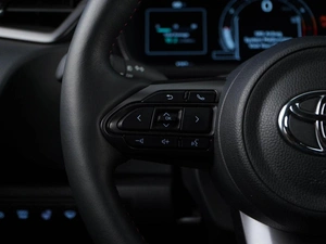 Хетчбэк Toyota Corolla 2023 года, 5608777 рублей, Москва
