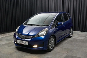 Хетчбэк Honda Fit 2010 года, 937000 рублей, Красноярск