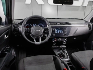 Седан Kia Rio 2021 года, 1579000 рублей, Тюмень