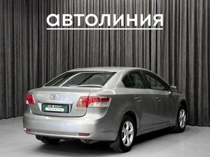 Седан Toyota Avensis 2011 года, 1100000 рублей, Красноярск