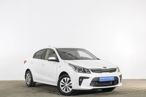 Седан Kia Rio 2018 года, 1759000 рублей, Тюмень