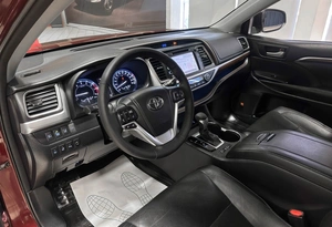 Внедорожник Toyota Highlander 2014 года, 2900000 рублей, Красноярск