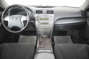 Седан Toyota Camry 2011 года, 999000 рублей, Кемерово