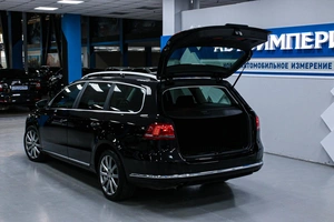 Универсал Volkswagen Passat 2011 года, 1048000 рублей, Солонцы