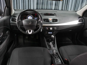 Седан Renault Fluence 2014 года, 649000 рублей, Тюмень