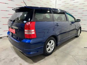 Минивэн Toyota Wish 2005 года, 765000 рублей, Красноярск