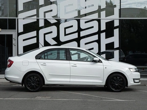 Лифтбек Skoda Rapid 2014 года, 1029000 рублей, Волгоград