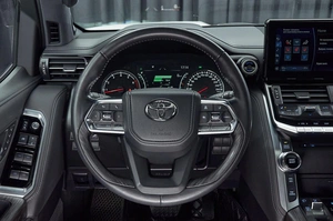 Внедорожник Toyota Land Cruiser 2022 года, 12500000 рублей, Красноярск