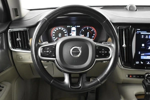 Седан Volvo S90 2017 года, 2879900 рублей, Казань
