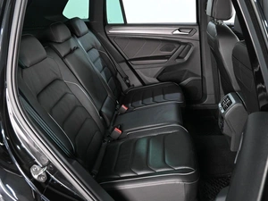 Внедорожник Volkswagen Tiguan 2021 года, 4599000 рублей, Аксай