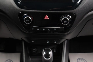 Седан Hyundai Solaris 2019 года, 1359000 рублей, Оренбург