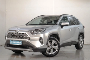 Внедорожник Toyota RAV4 2019 года, 3449000 рублей, Челябинск