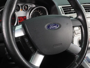 Внедорожник Ford Kuga 2012 года, 999000 рублей, Воронеж