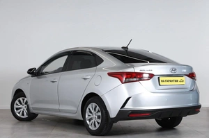 Седан Hyundai Solaris 2021 года, 1369000 рублей, Новосибирск