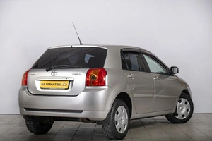 Хетчбэк Toyota Corolla 2006 года, 499000 рублей, Томск