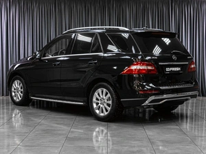 Внедорожник Mercedes-benz M-класс 2015 года, 2599000 рублей, Тюмень
