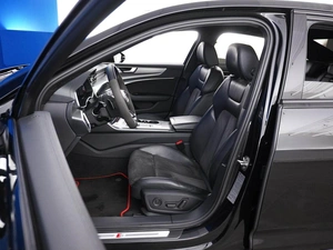 Седан Audi A6 2018 года, 3449077 рублей, Москва