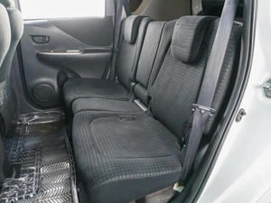 Хетчбэк Toyota Ractis 2009 года, 799000 рублей, Сургут