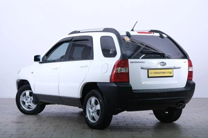 Внедорожник Kia Sportage 2007 года, 899000 рублей, Омск