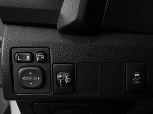 Хетчбэк Toyota Auris 2012 года, 1160000 рублей, Омск