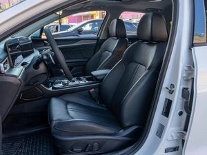Седан Kia K5 2025 года, 3299000 рублей, Саратов