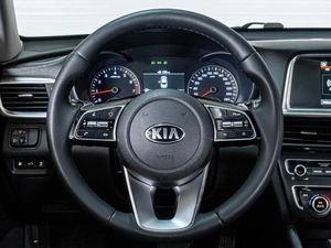 Седан Kia Optima 2019 года, 1655000 рублей, Ставрополь