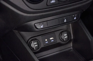 Седан Hyundai Solaris 2017 года, 1127000 рублей, Красноярск