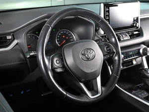 Внедорожник Toyota RAV4 2021 года, 3000000 рублей, Ростов-на-Дону