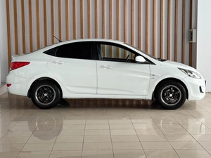 Седан Hyundai Solaris 2013 года, 919000 рублей, Кропоткин