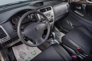 Седан Suzuki Liana 2007 года, 629000 рублей, Томск