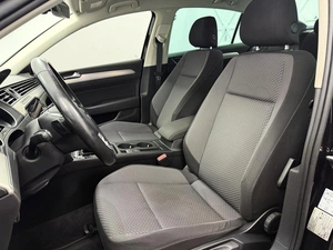 Седан Volkswagen Passat 2017 года, 2174000 рублей, Орёл