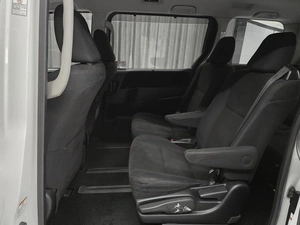 Минивэн Toyota Voxy 2014 года, 1590000 рублей, Красноярск