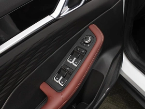 Внедорожник Geely Coolray 2024 года, 2760000 рублей, Омск