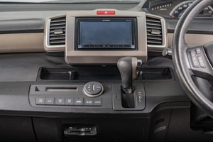 Минивэн Honda Freed 2013 года, 1299000 рублей, Томск