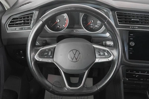 Внедорожник Volkswagen Tiguan 2021 года, 2849000 рублей, Кемерово