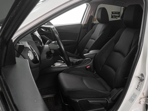 Седан Mazda 3 2013 года, 1289000 рублей, Тюмень