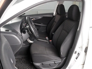 Седан Toyota Corolla 2008 года, 759000 рублей, Красный Пахарь