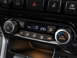 Минивэн Nissan Serena 2018 года, 2489000 рублей, Тюмень