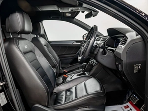 Внедорожник Volkswagen Tiguan 2019 года, 2600000 рублей, Красноярск