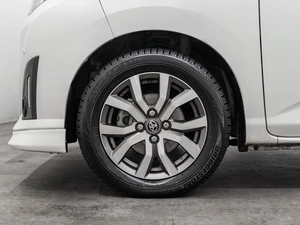 Минивэн Toyota Roomy 2020 года, 1080000 рублей, Красноярск
