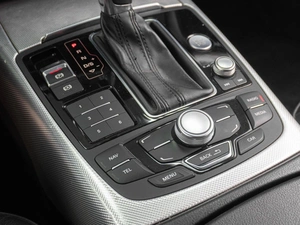 Седан Audi A6 2014 года, 2049000 рублей, Тюмень
