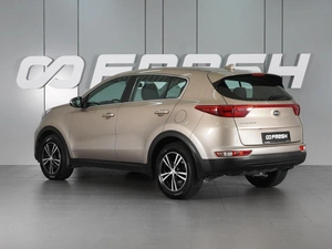 Внедорожник Kia Sportage 2018 года, 2299000 рублей, Красный Пахарь