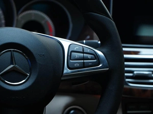 Седан Mercedes-benz CLS-класс 2017 года, 3549777 рублей, Москва
