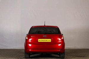 Хетчбэк Kia Ceed 2011 года, 719000 рублей, Тюмень