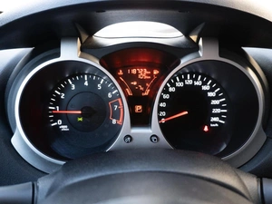 Внедорожник Nissan Juke 2013 года, 999000 рублей, Санкт-Петербург