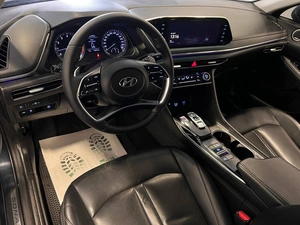 Седан Hyundai Sonata 2019 года, 1759000 рублей, Красноярск