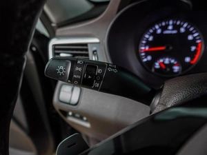 Седан Kia Optima 2019 года, 1999000 рублей, Воронеж