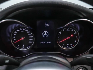 Седан Mercedes-benz C-класс 2019 года, 3150000 рублей, Красноярск