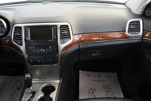 Внедорожник Jeep Grand Cherokee 2012 года, 2749000 рублей, Омск